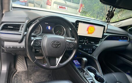 Toyota Camry, 2019 год, 3 300 000 рублей, 8 фотография