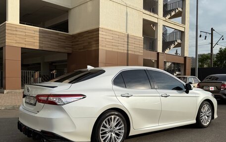 Toyota Camry, 2019 год, 3 300 000 рублей, 5 фотография