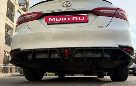 Toyota Camry, 2019 год, 3 300 000 рублей, 4 фотография