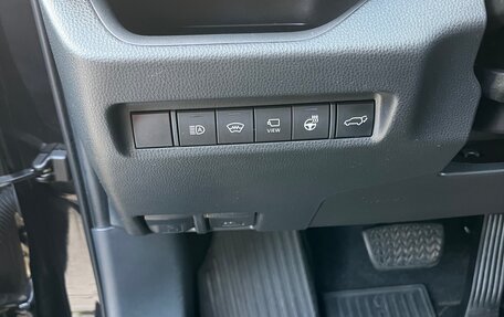 Toyota RAV4, 2019 год, 3 950 000 рублей, 12 фотография