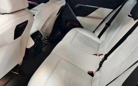 BMW 5 серия, 2025 год, 4 948 000 рублей, 8 фотография
