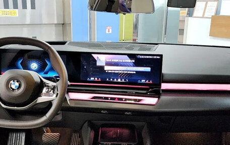 BMW 5 серия, 2025 год, 4 948 000 рублей, 6 фотография