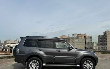 Mitsubishi Pajero IV, 2015 год, 2 630 000 рублей, 11 фотография