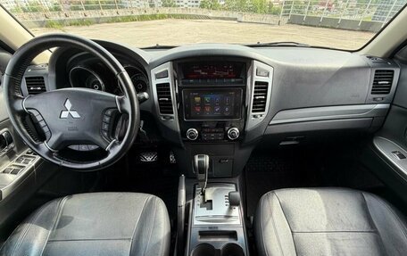 Mitsubishi Pajero IV, 2015 год, 2 630 000 рублей, 21 фотография