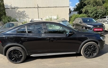 Volvo S60 Cross Country, 2015 год, 1 750 000 рублей, 4 фотография