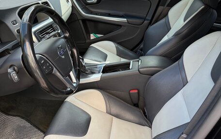 Volvo S60 Cross Country, 2015 год, 1 750 000 рублей, 10 фотография