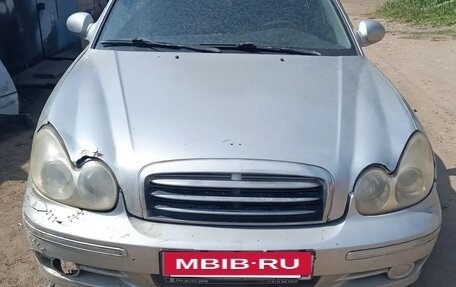 Hyundai Sonata IV рестайлинг, 2004 год, 139 000 рублей, 3 фотография