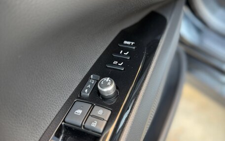 Toyota Camry, 2023 год, 3 750 000 рублей, 18 фотография