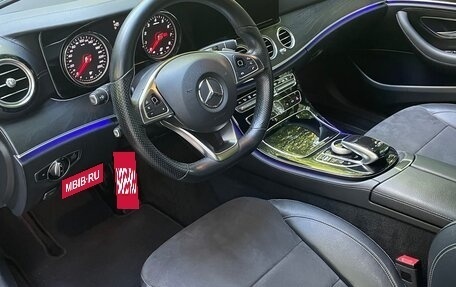 Mercedes-Benz E-Класс, 2016 год, 3 230 000 рублей, 3 фотография