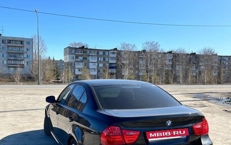 BMW 3 серия, 2009 год, 900 000 рублей, 3 фотография