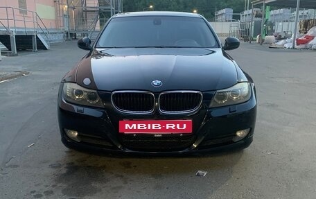 BMW 3 серия, 2009 год, 900 000 рублей, 15 фотография