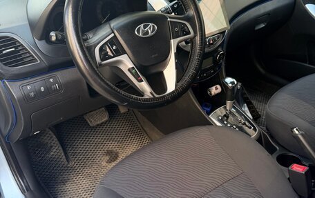 Hyundai Solaris II рестайлинг, 2012 год, 655 000 рублей, 12 фотография