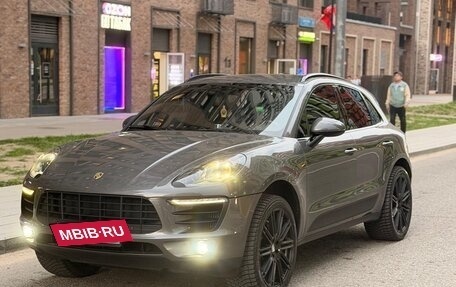 Porsche Macan I рестайлинг, 2015 год, 2 350 000 рублей, 3 фотография