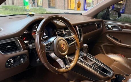Porsche Macan I рестайлинг, 2015 год, 2 350 000 рублей, 10 фотография