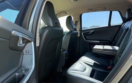 Volvo V60 Cross Country II, 2015 год, 2 070 000 рублей, 24 фотография