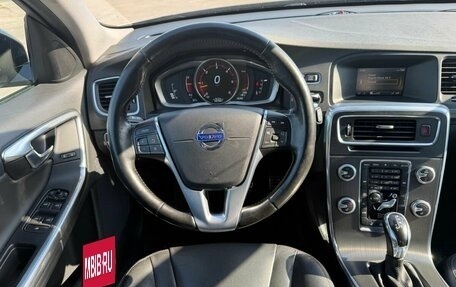 Volvo V60 Cross Country II, 2015 год, 2 070 000 рублей, 18 фотография
