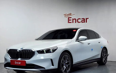BMW 5 серия, 2023 год, 4 983 000 рублей, 1 фотография