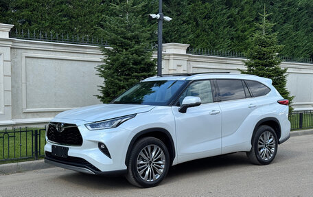 Toyota Highlander, 2026 год, 4 930 000 рублей, 1 фотография