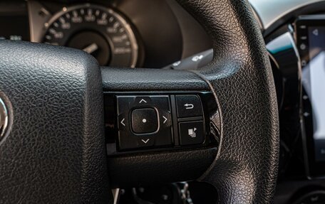 Toyota Hilux VIII, 2022 год, 4 349 000 рублей, 16 фотография