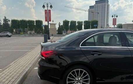 Mercedes-Benz A-Класс, 2018 год, 2 350 000 рублей, 7 фотография