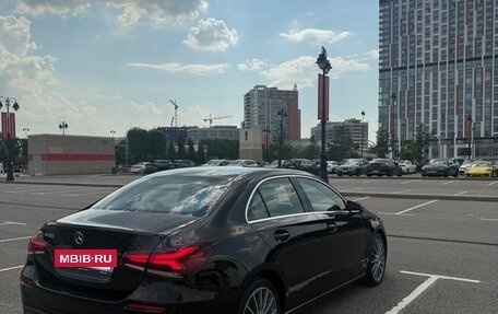 Mercedes-Benz A-Класс, 2018 год, 2 350 000 рублей, 8 фотография
