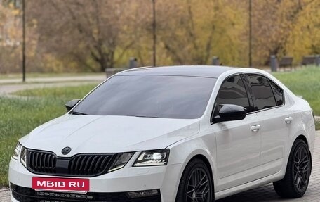 Skoda Octavia, 2019 год, 1 800 000 рублей, 8 фотография