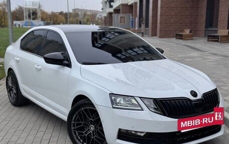 Skoda Octavia, 2019 год, 1 800 000 рублей, 10 фотография