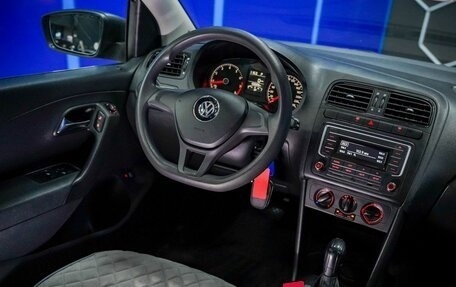 Volkswagen Polo VI (EU Market), 2019 год, 1 200 000 рублей, 25 фотография