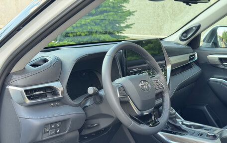 Toyota Highlander, 2026 год, 4 930 000 рублей, 9 фотография