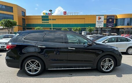 Hyundai Santa Fe III рестайлинг, 2017 год, 2 750 000 рублей, 4 фотография