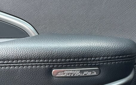 Hyundai Santa Fe III рестайлинг, 2017 год, 2 750 000 рублей, 21 фотография