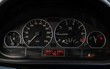 BMW 3 серия, 2003 год, 1 699 000 рублей, 16 фотография