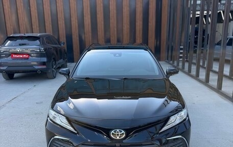 Toyota Camry, 2021 год, 2 950 000 рублей, 1 фотография