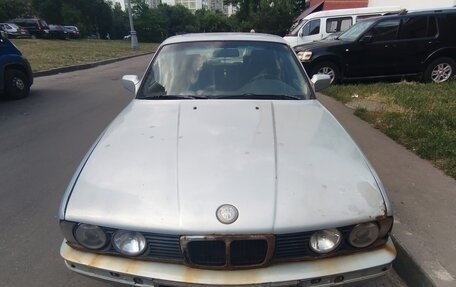 BMW 5 серия, 1990 год, 195 000 рублей, 1 фотография