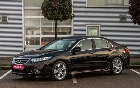 Honda Accord VIII рестайлинг, 2012 год, 1 085 000 рублей, 1 фотография