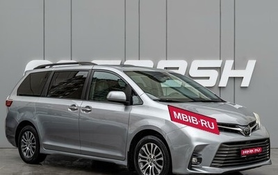 Toyota Sienna III, 2017 год, 3 120 000 рублей, 1 фотография