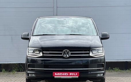 Volkswagen Multivan T6 рестайлинг, 2018 год, 4 100 000 рублей, 2 фотография