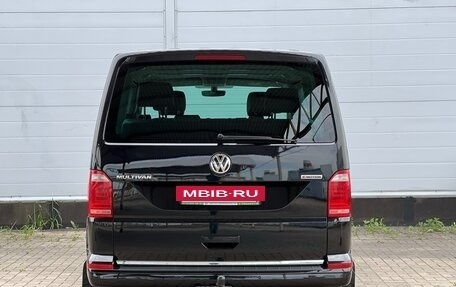 Volkswagen Multivan T6 рестайлинг, 2018 год, 4 100 000 рублей, 6 фотография