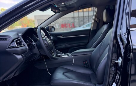 Toyota Camry, 2021 год, 2 950 000 рублей, 9 фотография