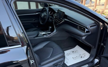 Toyota Camry, 2021 год, 2 950 000 рублей, 11 фотография