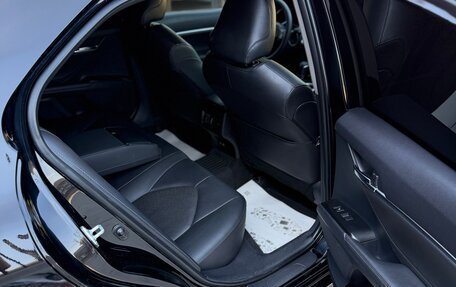Toyota Camry, 2021 год, 2 950 000 рублей, 12 фотография