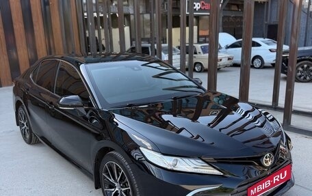 Toyota Camry, 2021 год, 2 950 000 рублей, 3 фотография