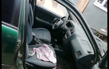 Nissan Primera II рестайлинг, 1997 год, 135 000 рублей, 11 фотография
