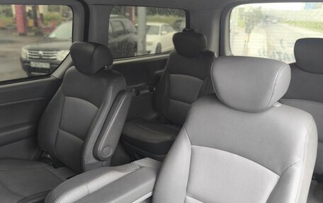 Hyundai Grand Starex Grand Starex I рестайлинг 2, 2008 год, 1 300 000 рублей, 10 фотография