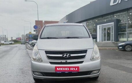 Hyundai Grand Starex Grand Starex I рестайлинг 2, 2008 год, 1 300 000 рублей, 2 фотография