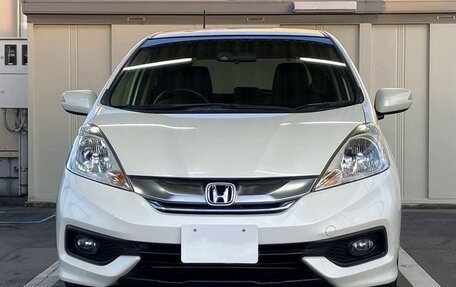 Honda Fit Shuttle I рестайлинг, 2015 год, 713 000 рублей, 2 фотография