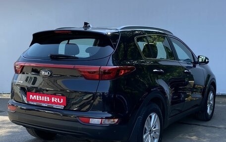 KIA Sportage IV рестайлинг, 2018 год, 1 840 000 рублей, 5 фотография