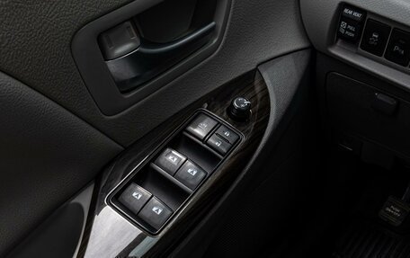 Toyota Sienna III, 2017 год, 3 120 000 рублей, 22 фотография