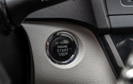 Toyota Sienna III, 2017 год, 3 120 000 рублей, 21 фотография