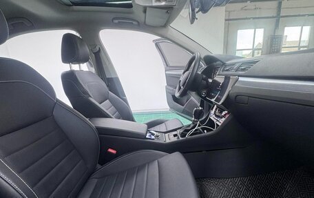 Skoda Superb III рестайлинг, 2022 год, 1 850 000 рублей, 7 фотография